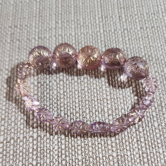 Elegant Purple Beaded Bracelet - Picture 1 of 2